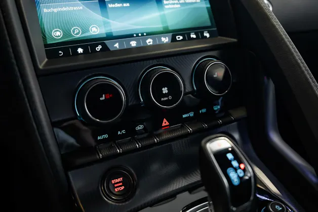 Jaguar F-Type Coupé 2.0 I4 R-Dynamic Automatik
