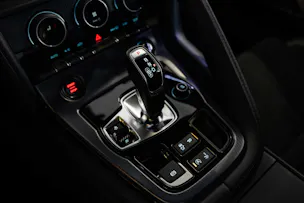 Jaguar F-Type Coupé 2.0 I4 R-Dynamic Automatik