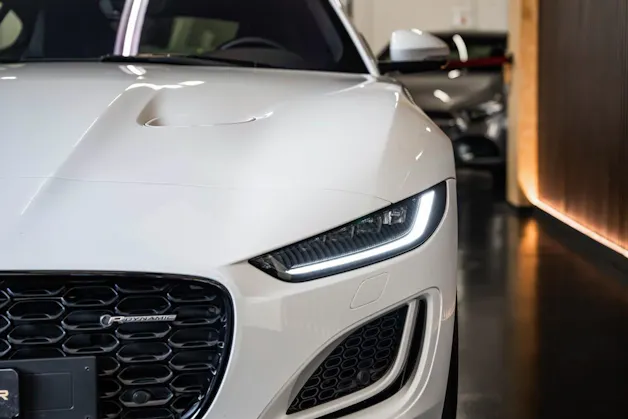 Jaguar F-Type Coupé 2.0 I4 R-Dynamic Automatik
