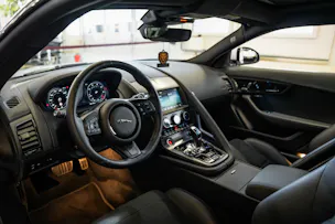 Jaguar F-Type Coupé 2.0 I4 R-Dynamic Automatik