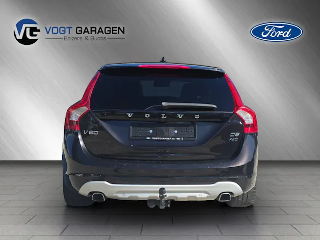VOLVO V60 2.4 D5 Summum AWD