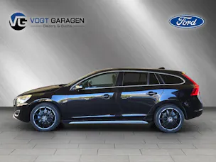 VOLVO V60 2.4 D5 Summum AWD