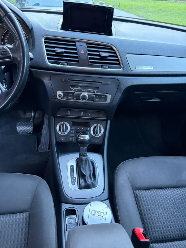 AUDI Q3 2.0 TFSI quattro S-tronic