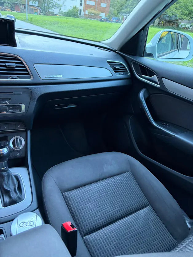 AUDI Q3 2.0 TFSI quattro S-tronic