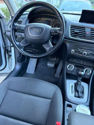 AUDI Q3 2.0 TFSI quattro S-tronic