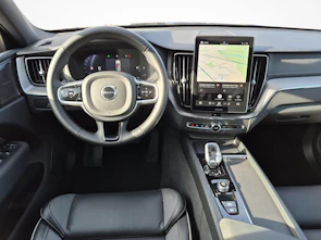 image du véhicule VOLVO XC60 2.0 B5 MH Black Edition AWD
