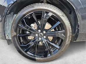 image du véhicule VOLVO XC60 2.0 B5 MH Black Edition AWD