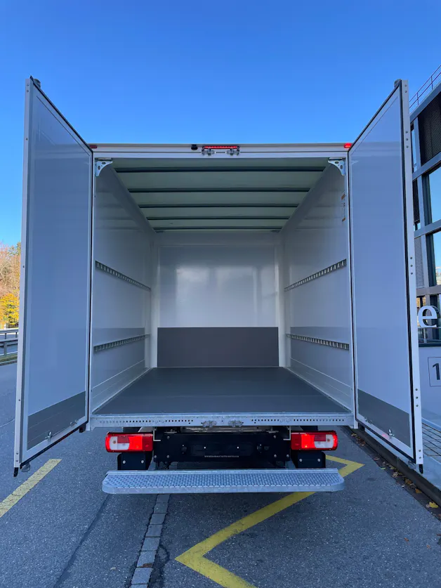VW Crafter 35 2.0 TDI L3 Koffer mit Rückfahrkamera