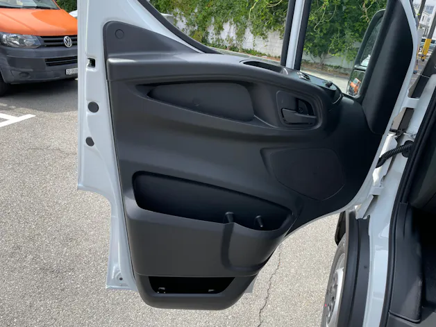 IVECO 35 S 16H Automat Pritsche
