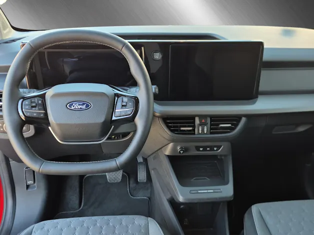 FORD E-Tourneo Courier Titanium