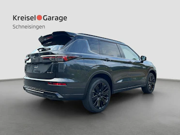 MITSUBISHI OUTLANDER 6