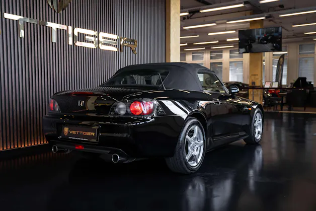 HONDA S2000