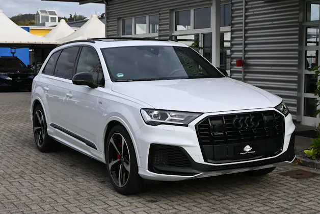 AUDI Q7 3.0 V6 55 TFSI S Line quattro tiptronic 7-Plätzer + AHK 3500kg