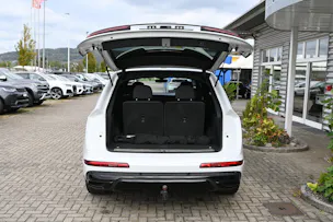 AUDI Q7 3.0 V6 55 TFSI S Line quattro tiptronic 7-Plätzer + AHK 3500kg