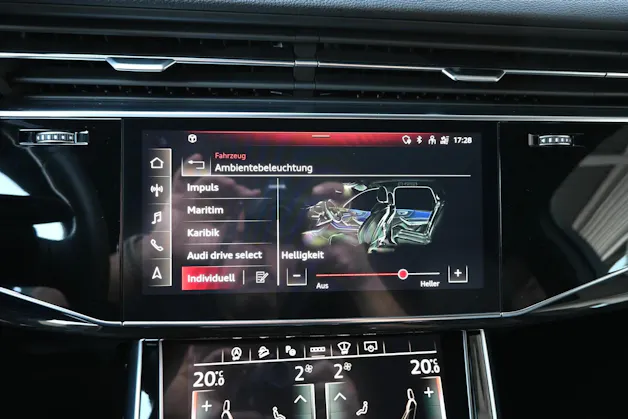 AUDI Q7 3.0 V6 55 TFSI S Line quattro tiptronic 7-Plätzer + AHK 3500kg
