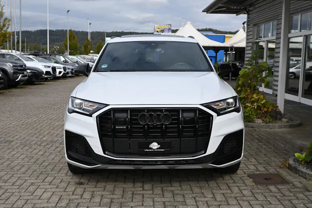 AUDI Q7 3.0 V6 55 TFSI S Line quattro tiptronic 7-Plätzer + AHK 3500kg