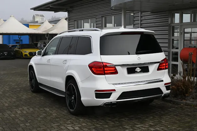 MERCEDES-BENZ GL 63 AMG 4Matic Speedshift Plus 7G-Tronic