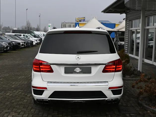 MERCEDES-BENZ GL 63 AMG 4Matic Speedshift Plus 7G-Tronic