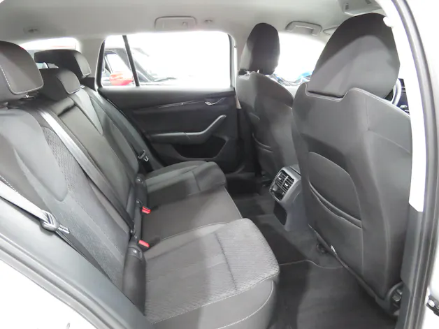 SKODA Octavia Combi 2.0 TDI Ambition