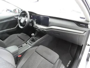 SKODA Octavia Combi 2.0 TDI Ambition