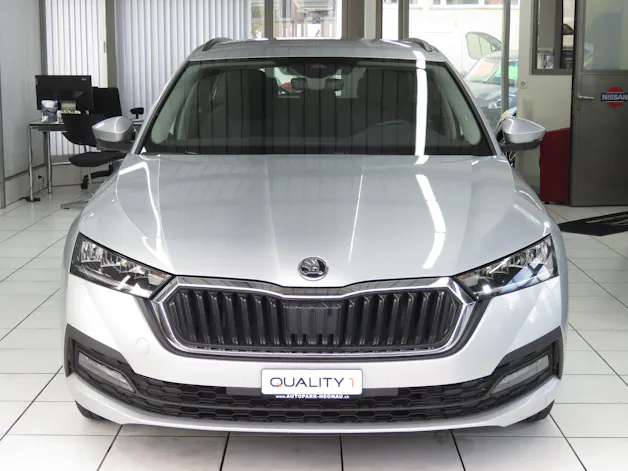 SKODA Octavia Combi 2.0 TDI Ambition