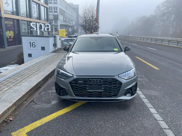 AUDI A4 Avant 45 TFSI S line S-tronic quattro Competition Edition Plus