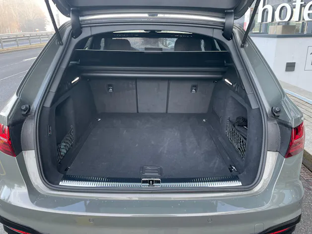 AUDI A4 Avant 45 TFSI S line S-tronic quattro Competition Edition Plus