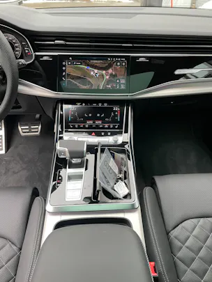 AUDI Q8 60 TFSI e quattro PHEV tiptronic