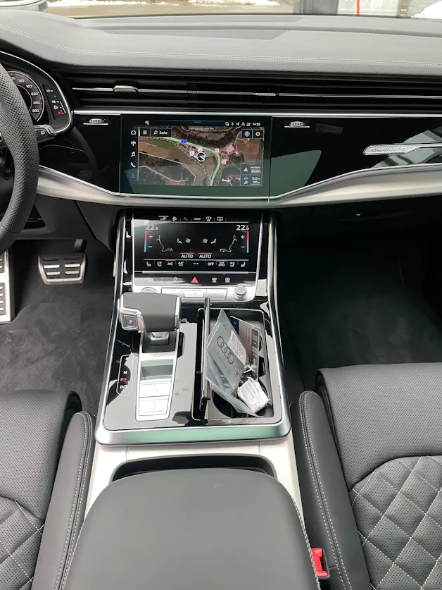 AUDI Q8 60 TFSI e quattro PHEV tiptronic