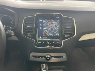 VOLVO XC90 D5 AWD Momentum Geartronic