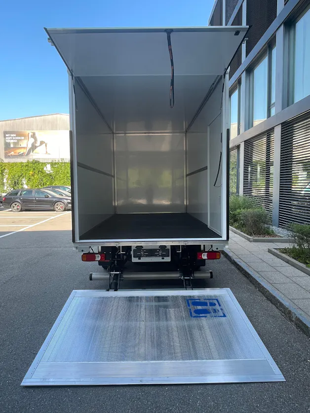 IVECO 35 S 18H V Kofferumbau mit Hebebühne