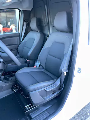 NISSAN Townstar EV45 kWh 22kW L2 Acenta mit AHK