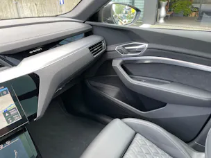 AUDI e-tron 55 S Line quattro