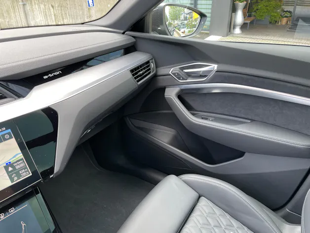 AUDI e-tron 55 S Line quattro