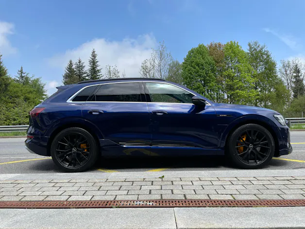 AUDI e-tron 55 S Line quattro