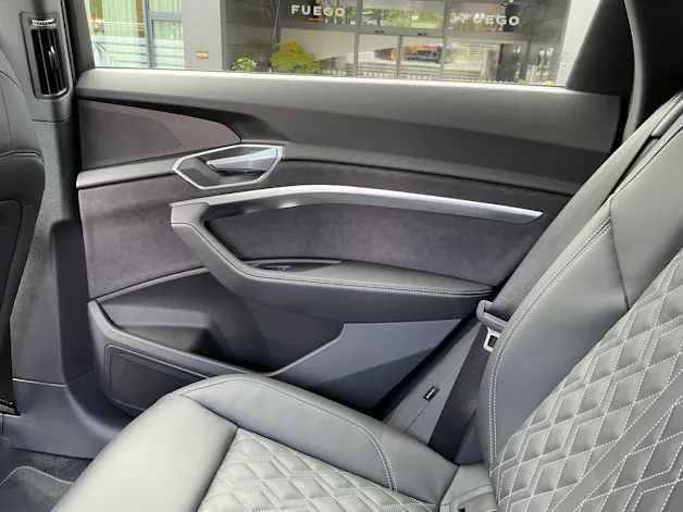AUDI e-tron 55 S Line quattro