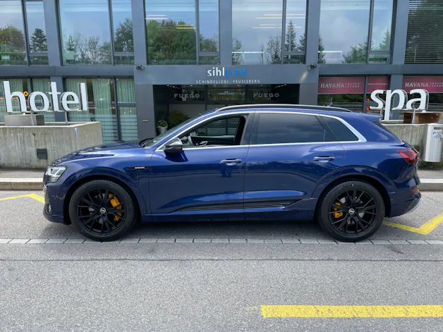 AUDI e-tron 55 S Line quattro