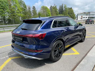 AUDI e-tron 55 S Line quattro