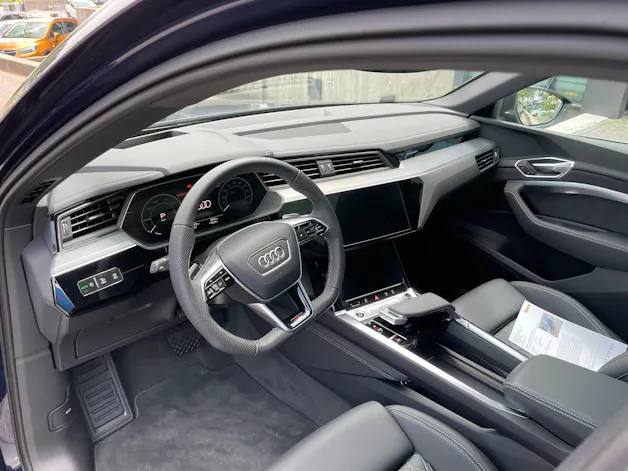AUDI e-tron 55 S Line quattro