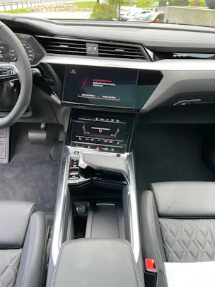 AUDI e-tron 55 S Line quattro