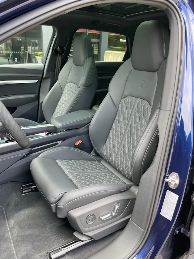 AUDI e-tron 55 S Line quattro
