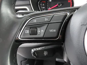 AUDI A4 Avant 40 TDI S line Attraction Quattro S-tronic (Automat)