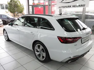 AUDI A4 Avant 40 TDI S line Attraction Quattro S-tronic (Automat)