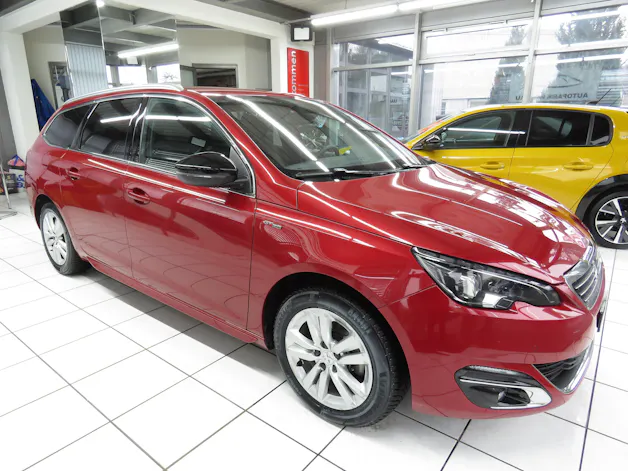 PEUGEOT 308 SW 1.2 THP GT Line Automat (AHK 1.1 t)