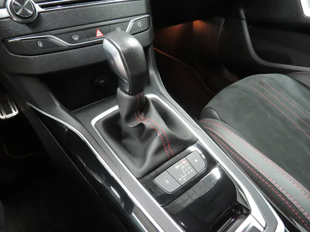 PEUGEOT 308 SW 1.2 THP GT Line Automat (AHK 1.1 t)
