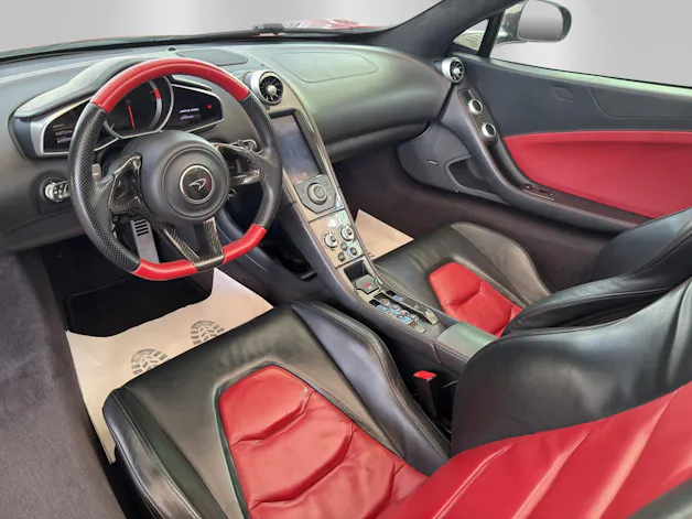 McLaren MP4-12C Spider 3.8 V8 SSG