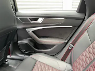 AUDI RS6 Avant 4.0 TFSI V8 Performance quattro