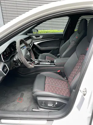 AUDI RS6 Avant 4.0 TFSI V8 Performance quattro