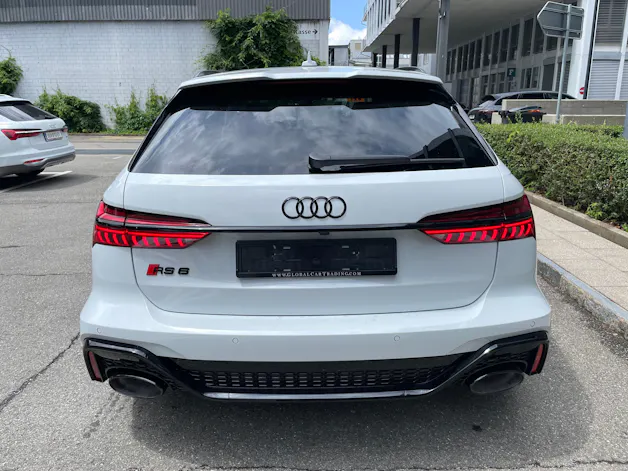 AUDI RS6 Avant 4.0 TFSI V8 Performance quattro