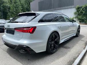 AUDI RS6 Avant 4.0 TFSI V8 Performance quattro